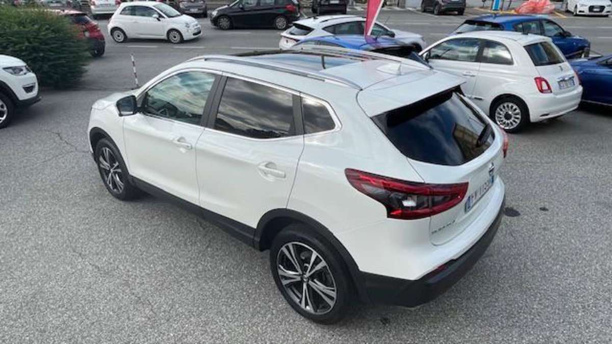 Nissan Qashqai 1.3 DIG-T 140 CV N-Connecta (4)
