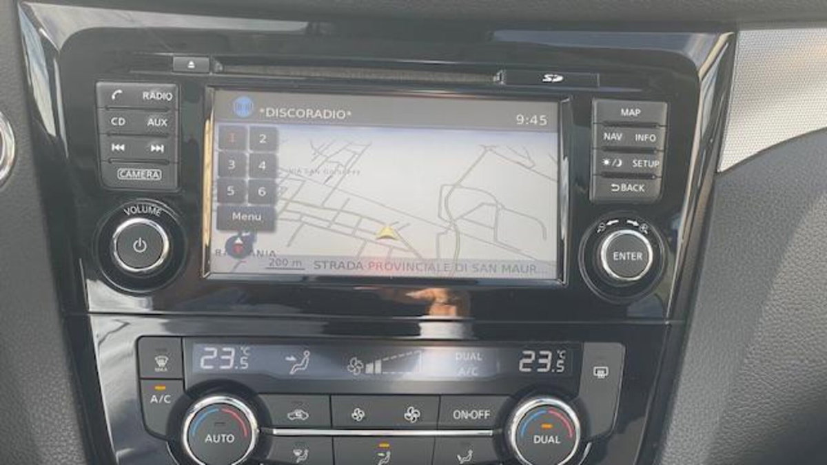 Nissan Qashqai 1.3 DIG-T 140 CV N-Connecta (8)
