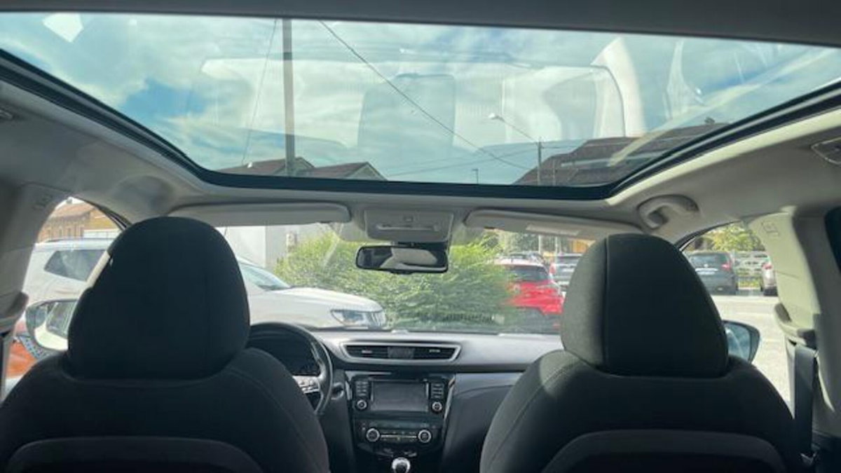 Nissan Qashqai 1.3 DIG-T 140 CV N-Connecta (9)