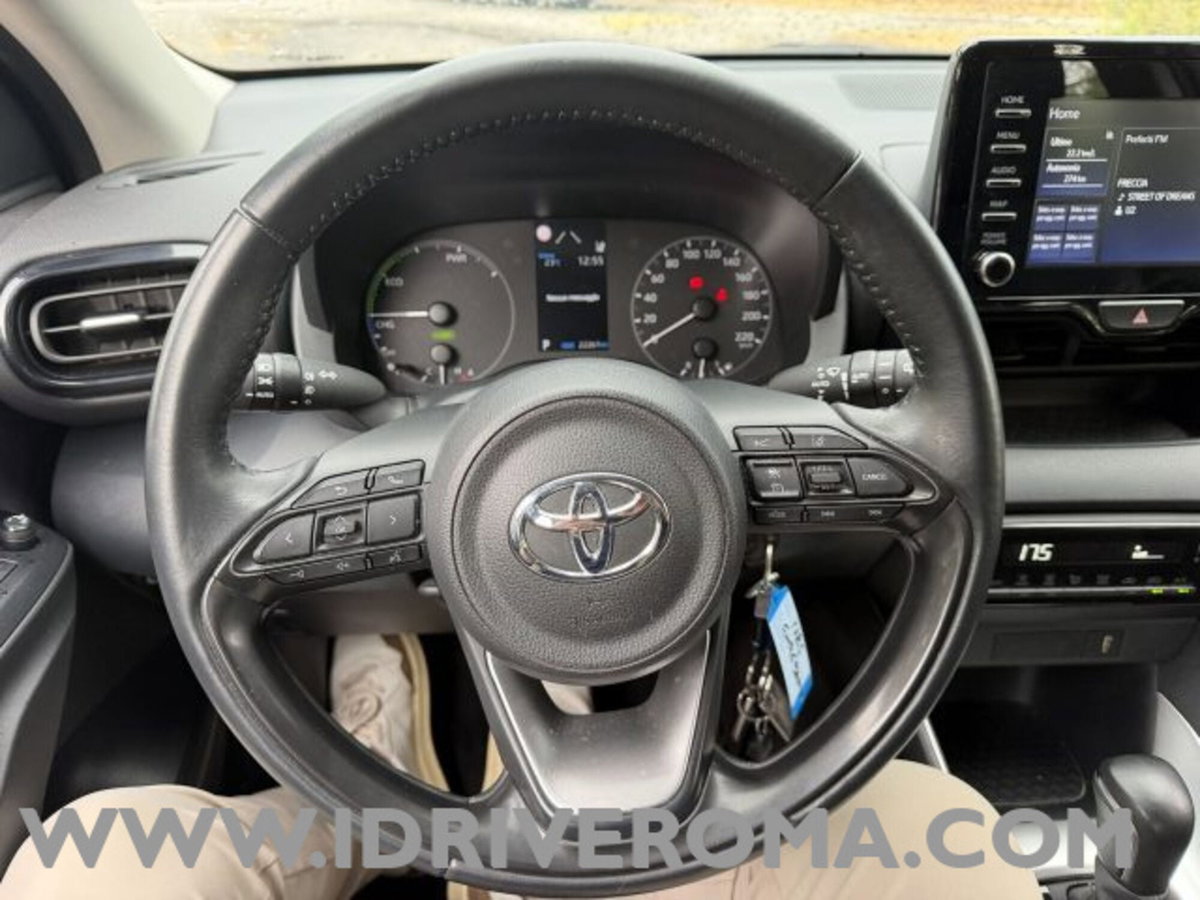 Toyota Yaris Cross 1.5h GR Sport Black Sky fwd 116cv e-cvt (10)