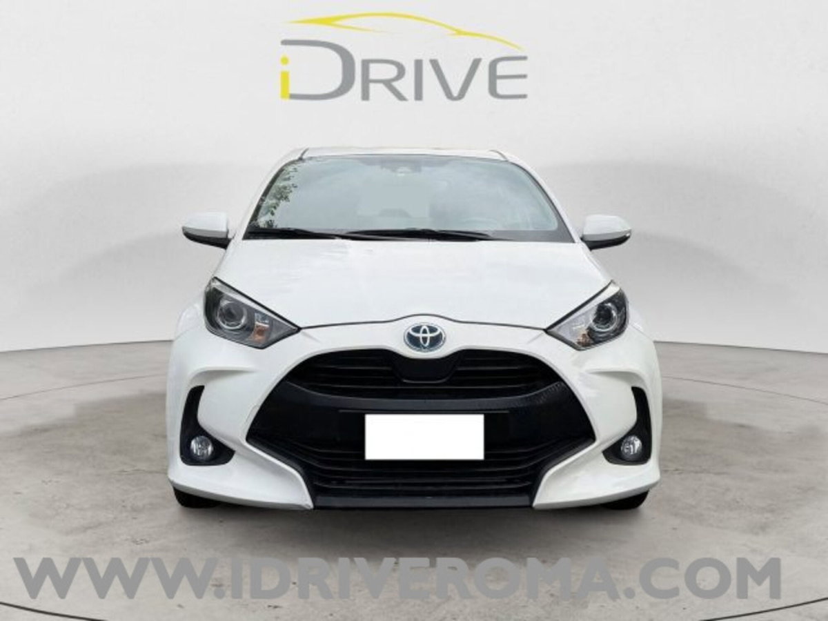 Toyota Yaris Cross 1.5h GR Sport Black Sky fwd 116cv e-cvt (3)