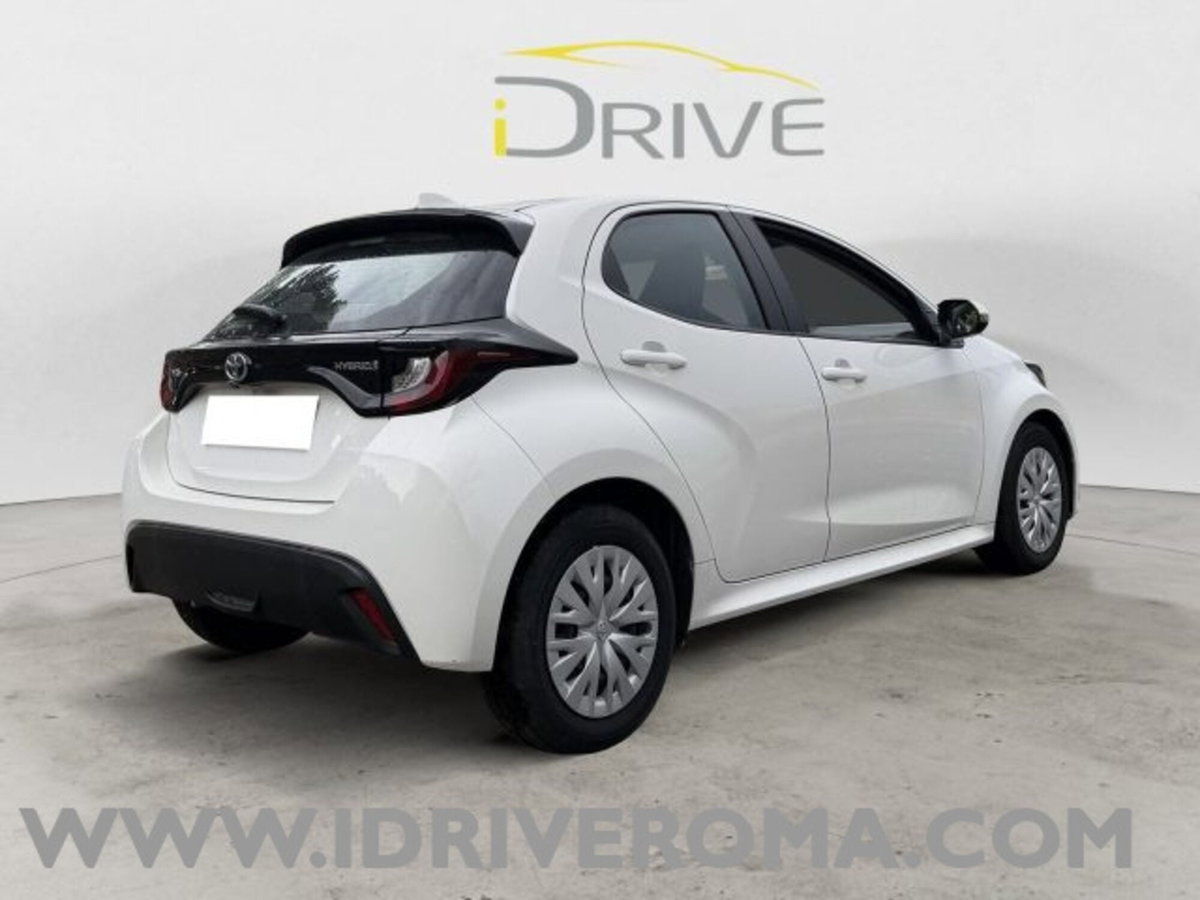 Toyota Yaris Cross 1.5h GR Sport Black Sky fwd 116cv e-cvt (4)