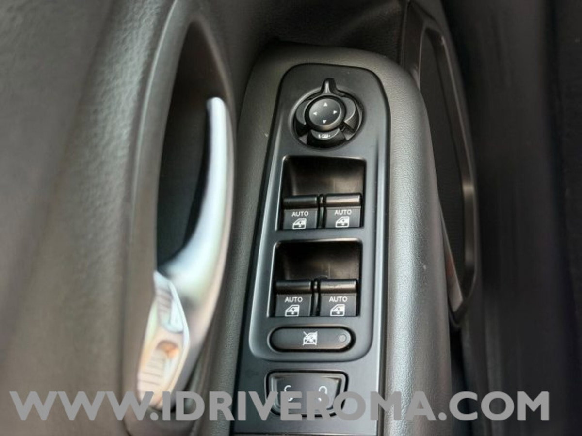 Jeep Renegade 1.0 T3 Limited (15)