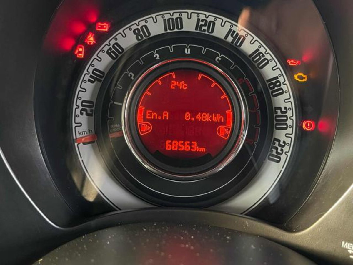 Fiat 500 1.0 Hybrid Connect (12)