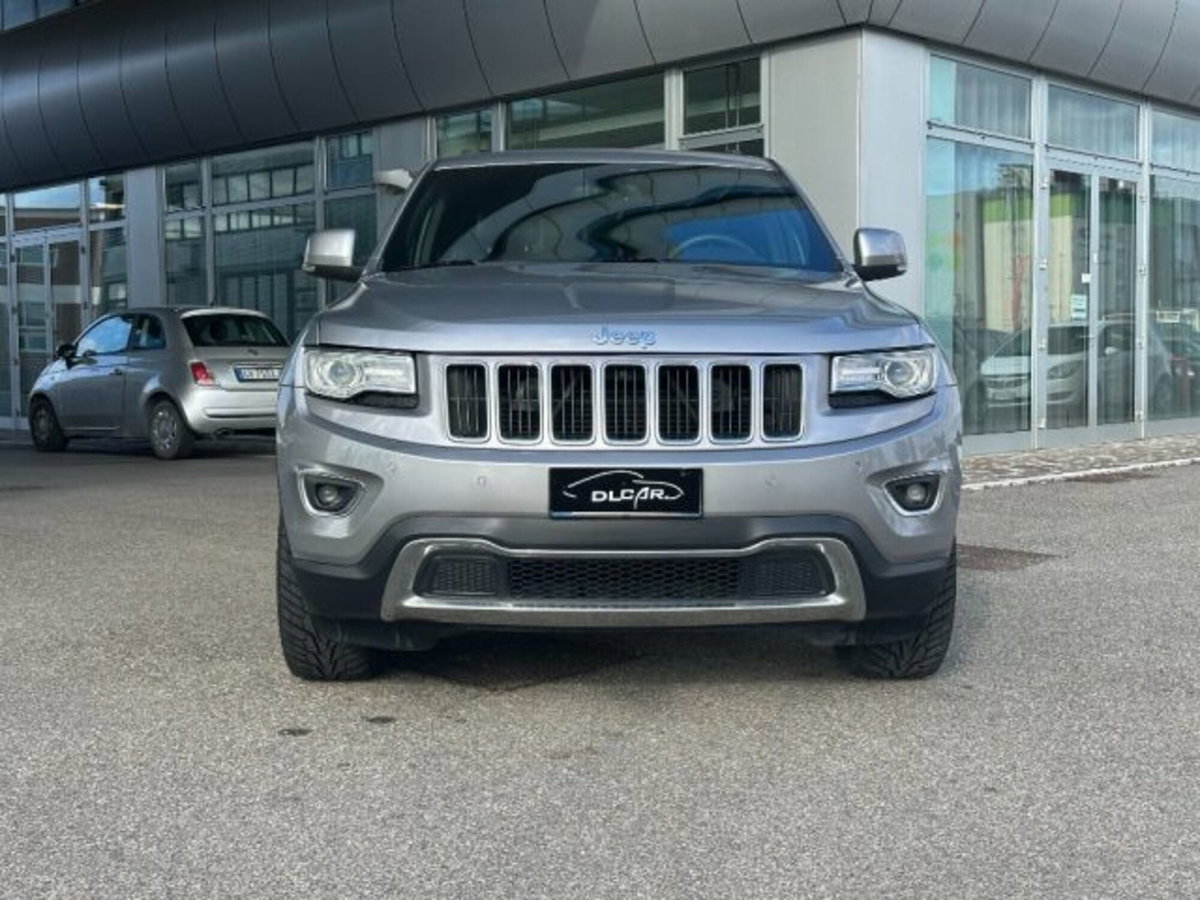 Jeep Grand Cherokee 3.0 V6 CRD 250 CV Multijet II Overland (4)