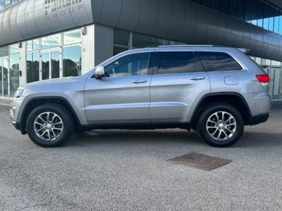 Jeep Grand Cherokee 3.0 V6 CRD 250 CV Multijet II Overland (8)