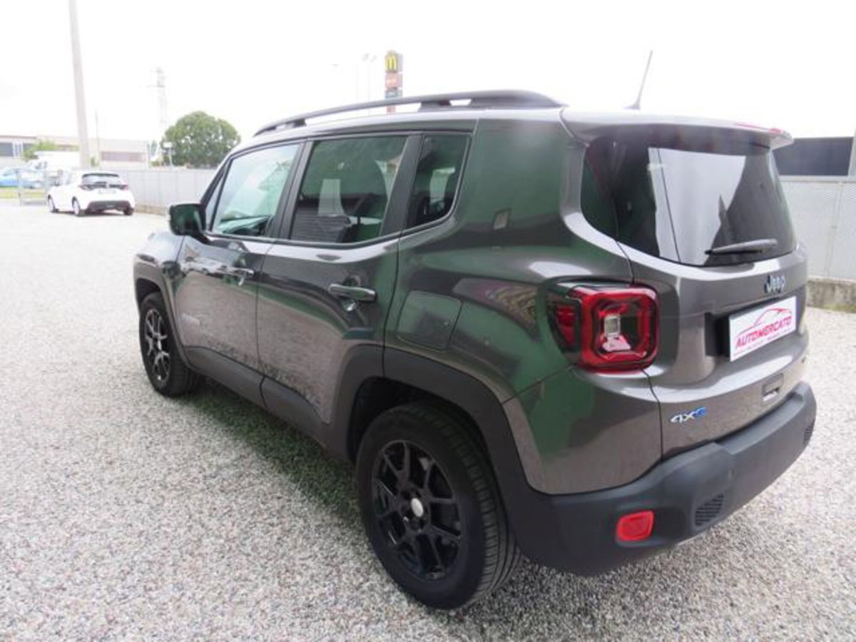 Jeep Renegade 1.3 T4 190CV PHEV 4xe AT6 Limited (7)