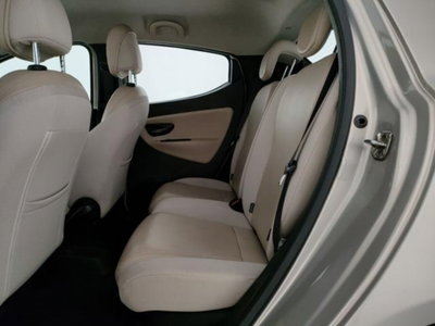 Lancia Ypsilon 1.2 69 CV 5 porte Platinum (11)