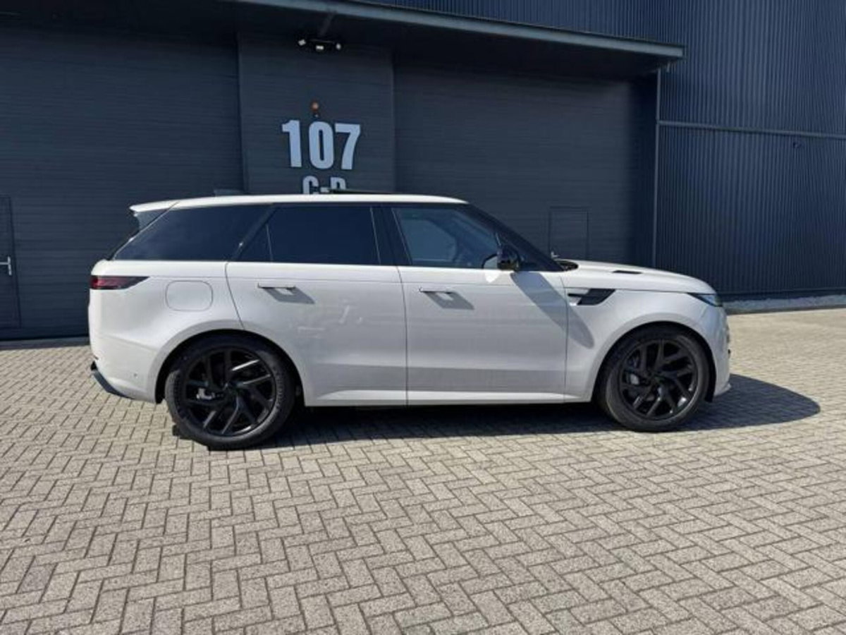Land Rover Range Rover Sport 3.0 I6 MHEV SE (6)