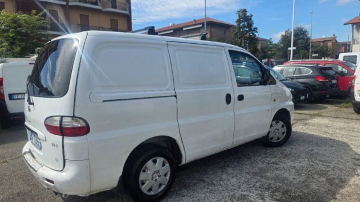 Hyundai H-1 Furgone 2.5 CRDI PC 3 posti Van Style (4)