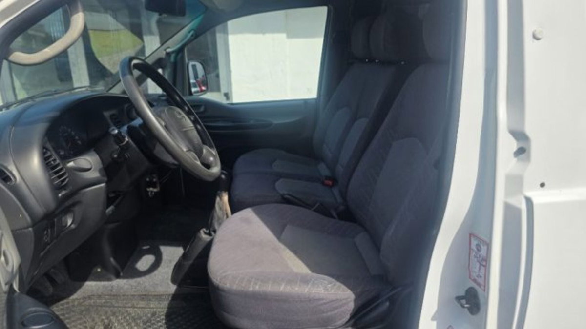 Hyundai H-1 Furgone 2.5 CRDI PC 3 posti Van Style (9)