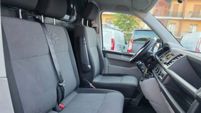 Volkswagen Veicoli Commerciali Transporter Furgone 2.0 TDI 102CV PC Kombi (10)