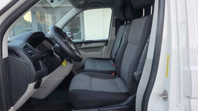 Volkswagen Veicoli Commerciali Transporter Furgone 2.0 TDI 102CV PC Kombi (9)