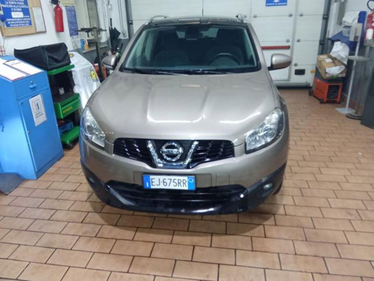 Nissan Qashqai 1.5 dCi DPF n-tec (2)