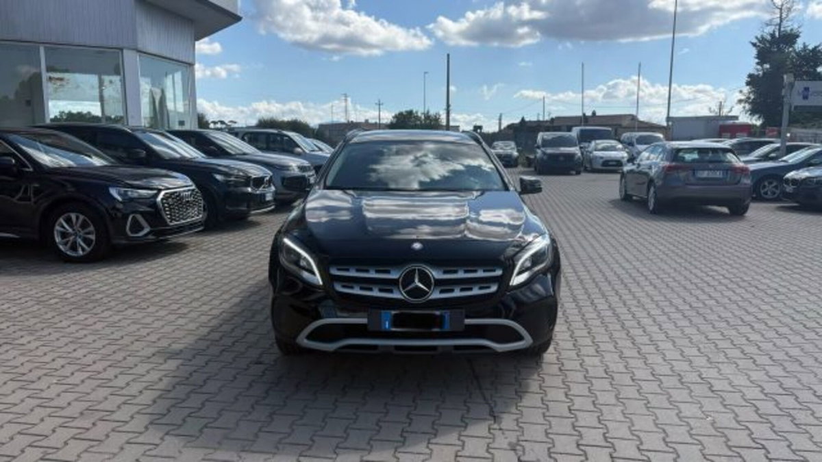 Mercedes-Benz GLA SUV 200 d Sport