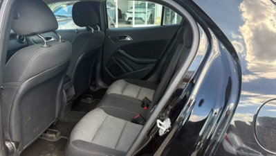 Mercedes-Benz GLA SUV 200 d Sport (13)