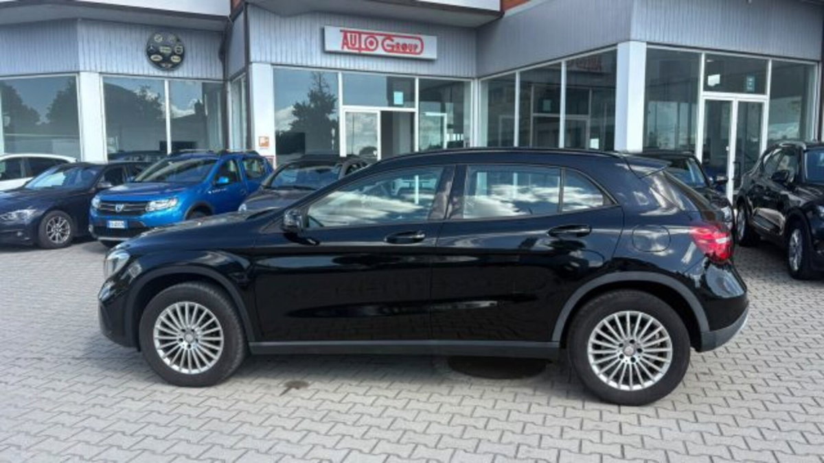 Mercedes-Benz GLA SUV 200 d Sport (5)