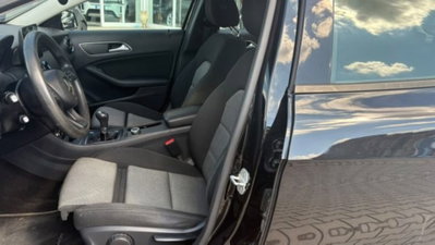 Mercedes-Benz GLA SUV 200 d Sport (6)