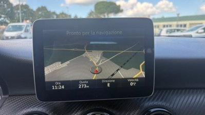 Mercedes-Benz GLA SUV 200 d Sport (9)
