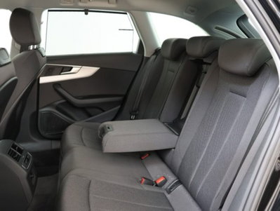 Audi A4 Avant 35 TFSI S tronic S line edition (10)