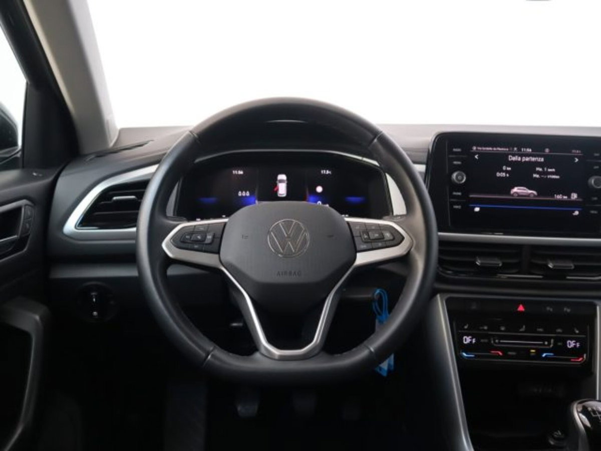 Volkswagen T-Roc 1.0 tsi Life 115cv (14)