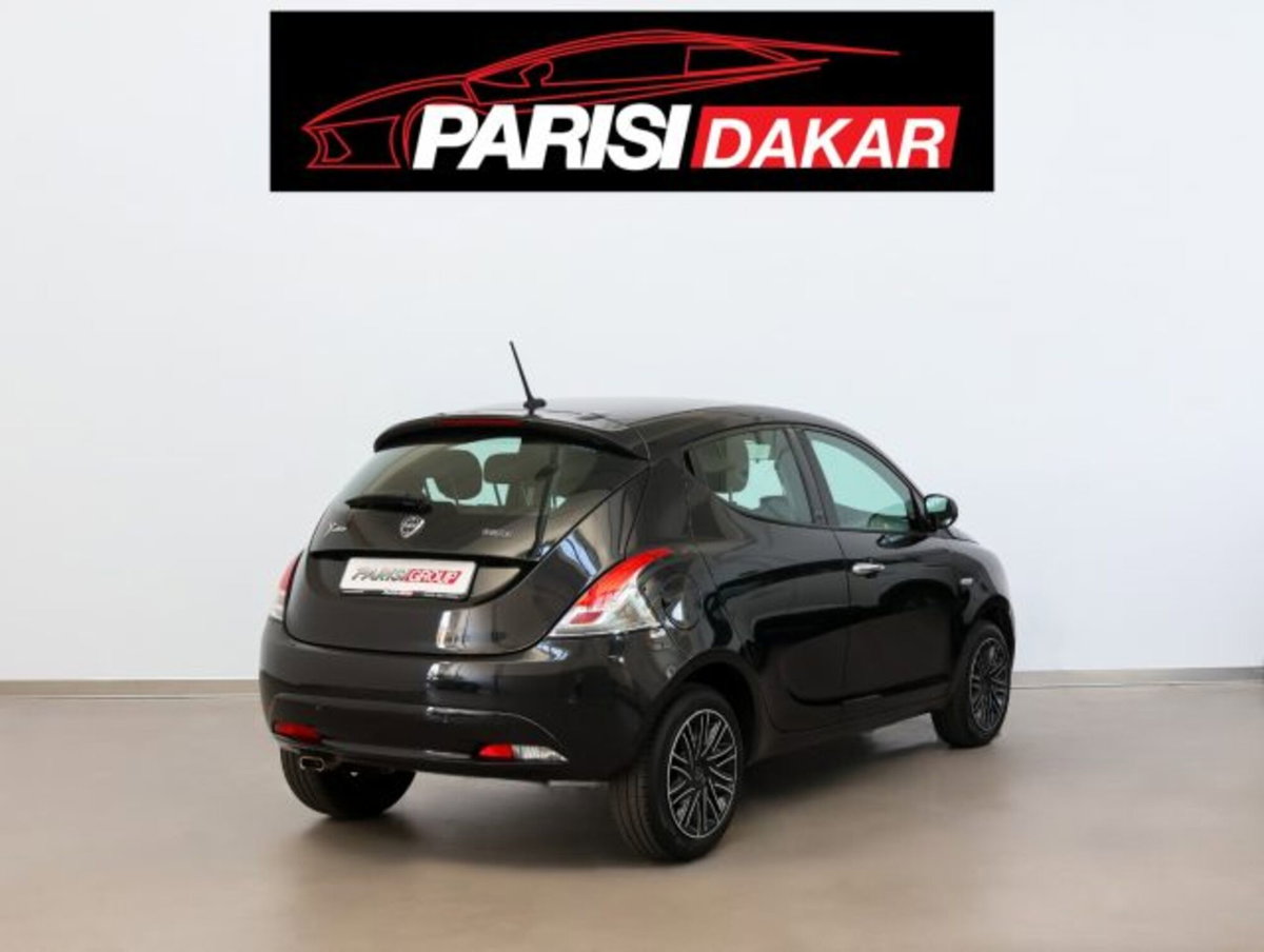 Lancia Ypsilon 1.0 FireFly 5 porte S&S Hybrid Maryne (3)