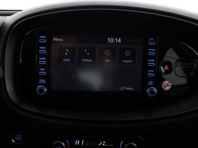 Toyota Aygo X 1.0 Lounge 72cv (16)