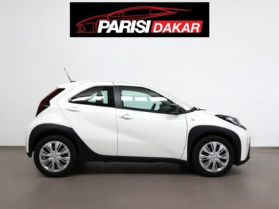 Toyota Aygo X 1.0 Lounge 72cv (6)