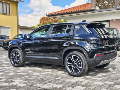 Jeep Avenger 1.2 turbo e-hybrid mhev Summit fwd 110cv edct6 (4)