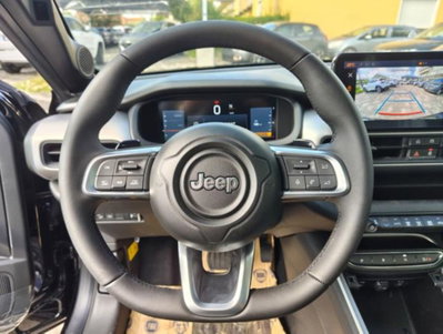 Jeep Avenger 1.2 turbo e-hybrid mhev Summit fwd 110cv edct6 (7)