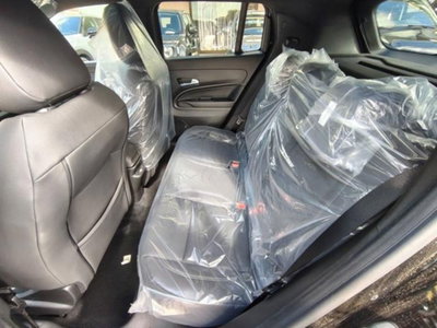 Jeep Avenger 1.2 turbo e-hybrid mhev Summit fwd 110cv edct6 (8)