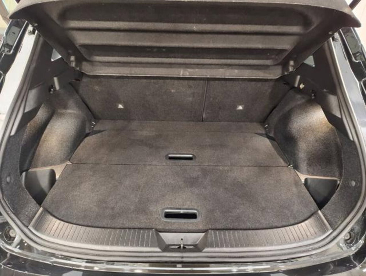 Nissan Qashqai 1.3 mhev N-Connecta 2wd 140cv (13)