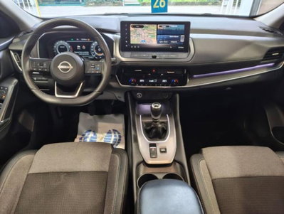 Nissan Qashqai 1.3 mhev N-Connecta 2wd 140cv (6)