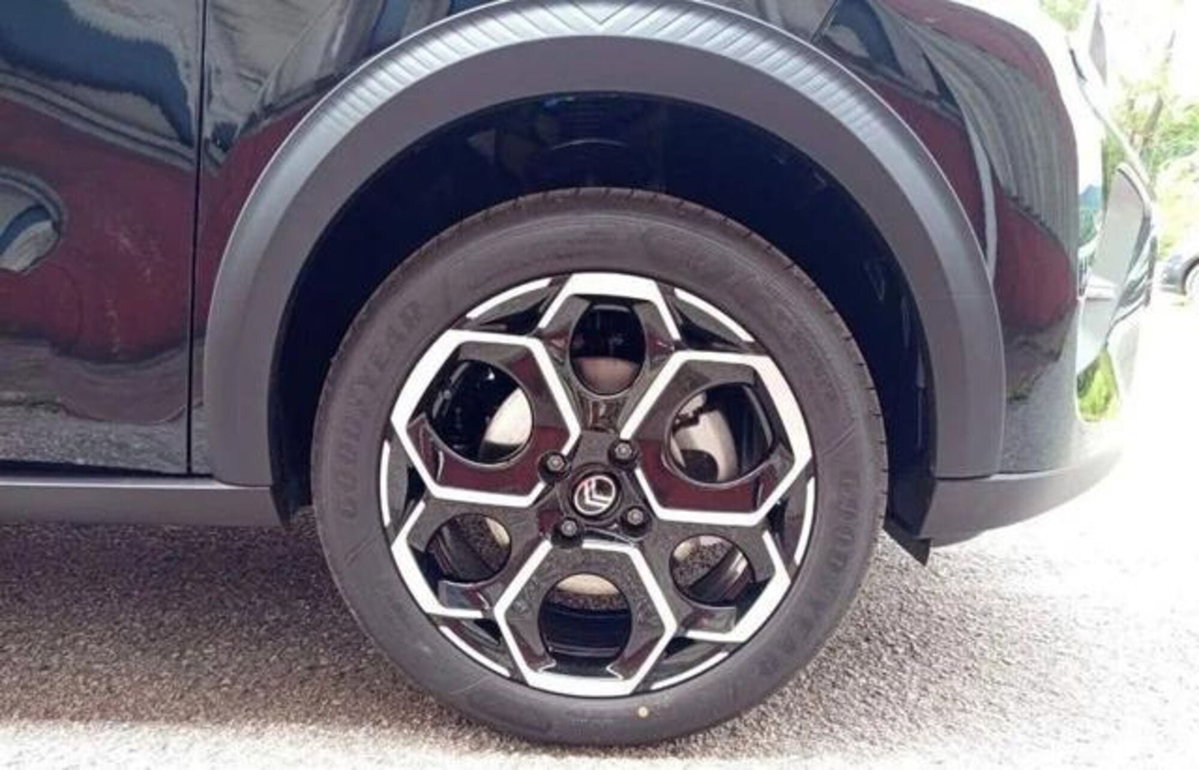 Citroen C3 1.2 puretech turbo Max 100cv s&s (8)