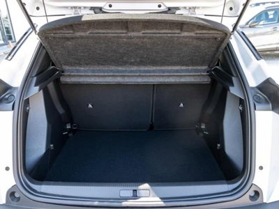 Peugeot 2008 1.2 hybrid Allure 145cv e-dcs6 (10)