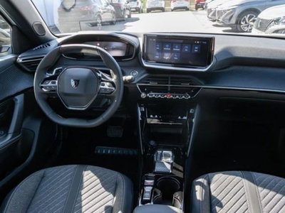 Peugeot 2008 1.2 hybrid Allure 145cv e-dcs6 (4)