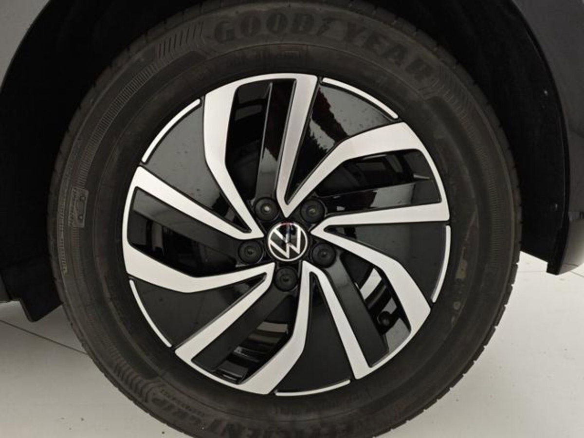 Volkswagen Polo 1.0 tsi Edition 95cv (10)