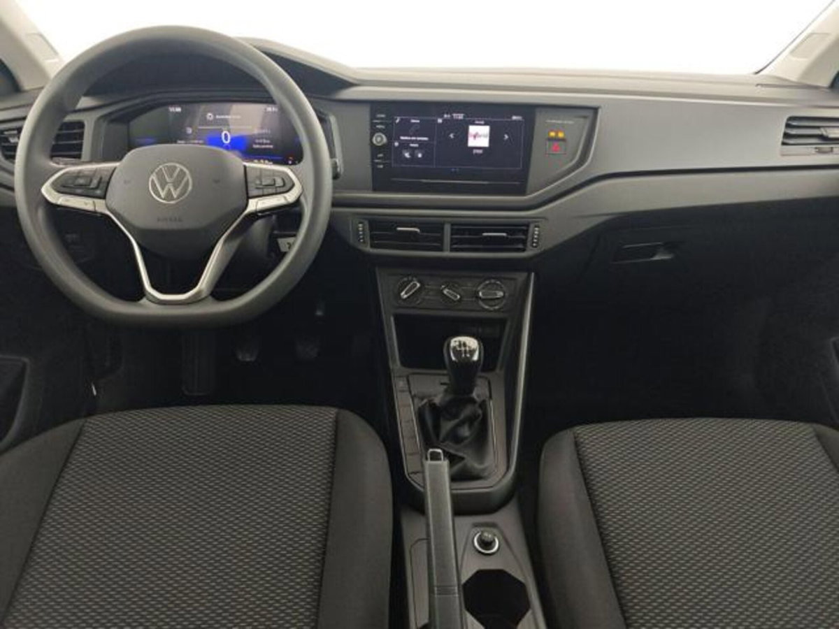 Volkswagen Polo 1.0 Young 80cv (5)