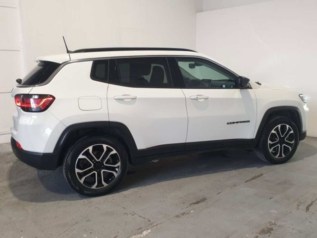 Jeep Compass 1.3 T4 190 CV PHEV AT6 4xe Longitude (4)