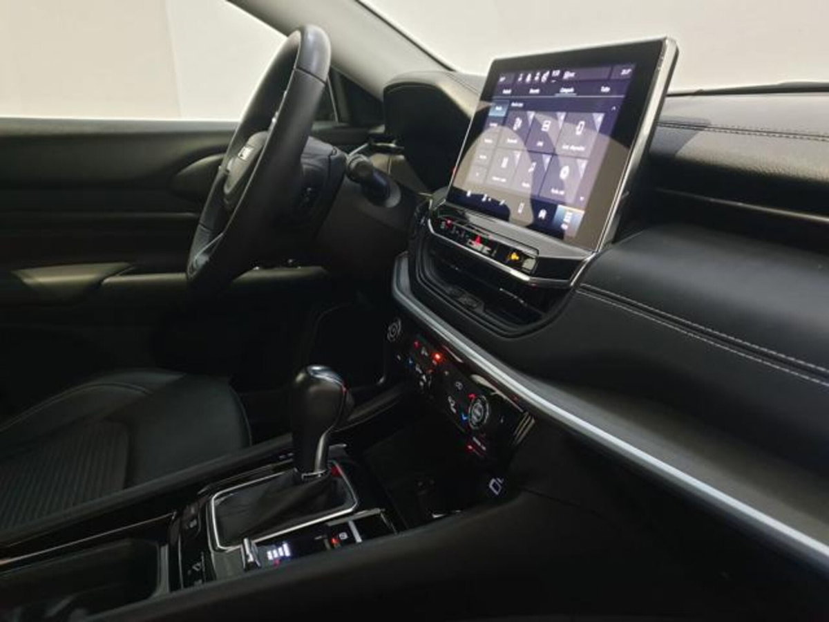 Jeep Compass 1.3 T4 190 CV PHEV AT6 4xe Longitude (8)
