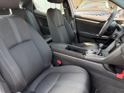 Honda Civic 1.6 4 porte Comfort Navi (10)