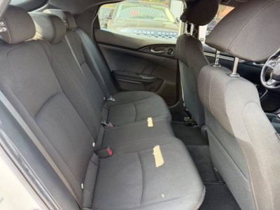 Honda Civic 1.6 4 porte Comfort Navi (11)