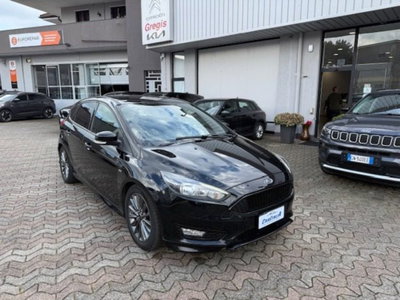 Ford Focus 1.0 EcoBoost 125 CV Start&Stop ST Line (3)