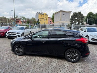 Ford Focus 1.0 EcoBoost 125 CV Start&Stop ST Line (5)