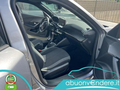 Peugeot 2008 PureTech 100 S&S Allure (16)