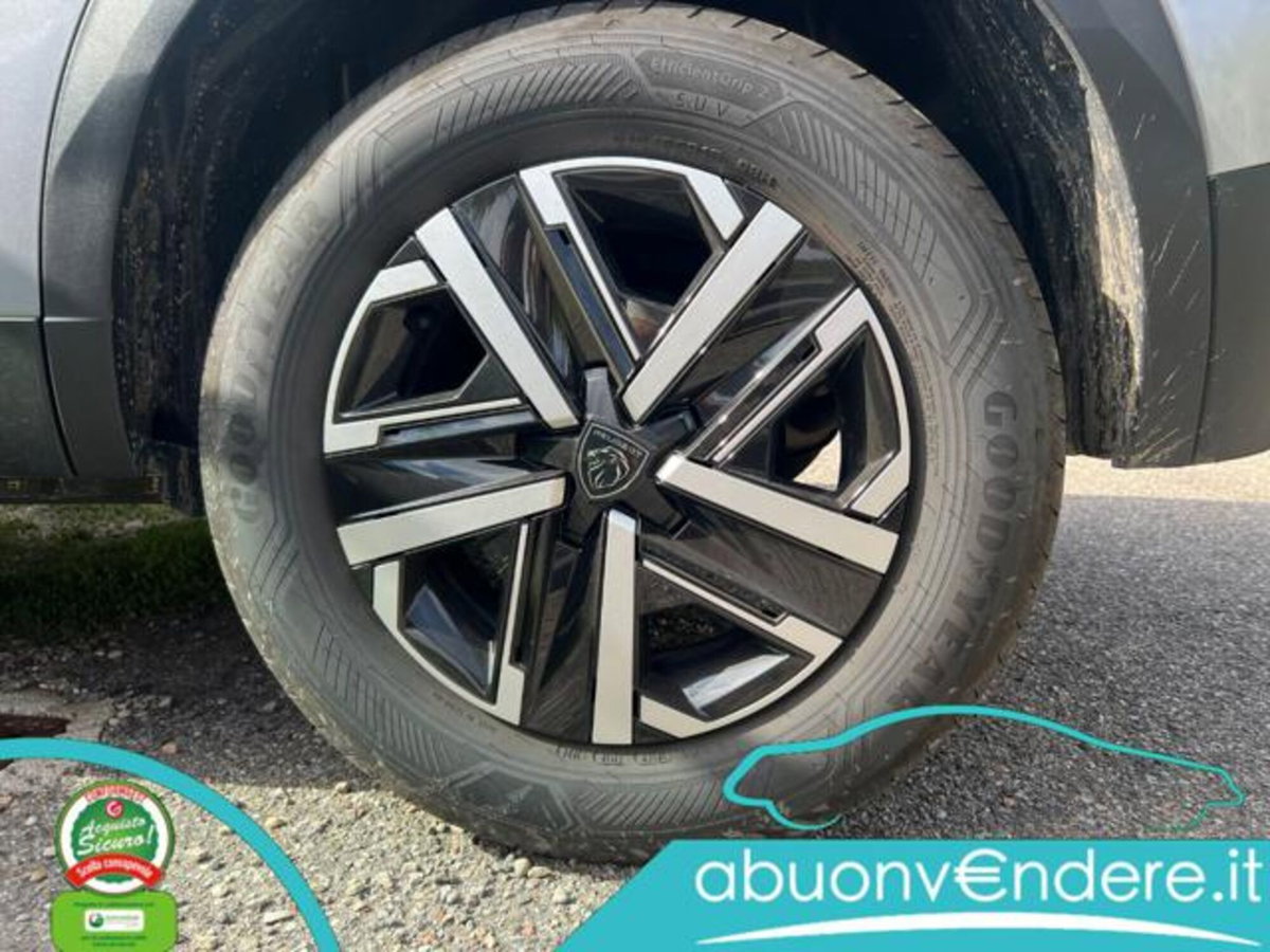 Peugeot 2008 PureTech 100 S&S Allure (18)