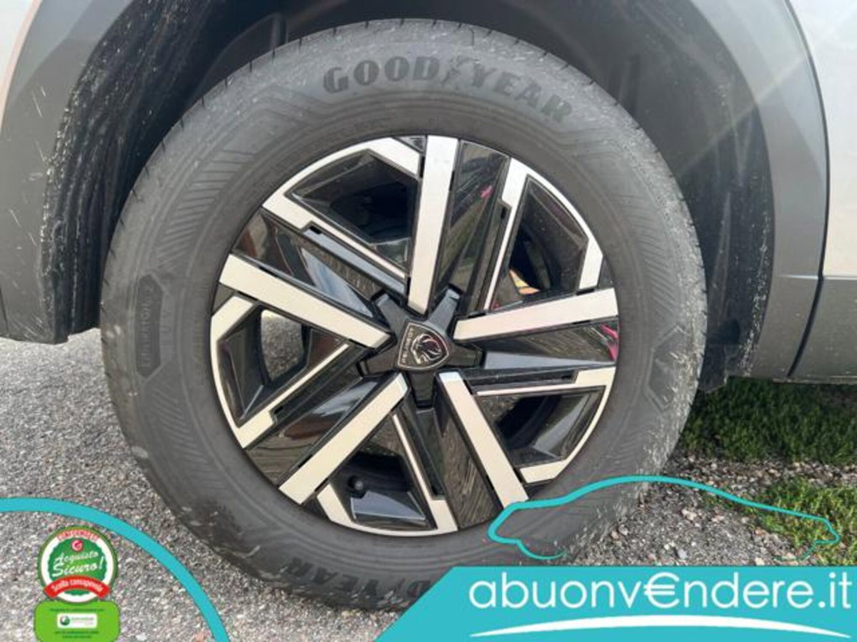 Peugeot 2008 PureTech 100 S&S Allure (19)