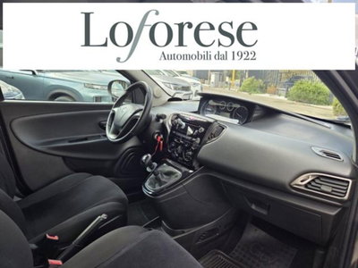 Lancia Ypsilon 0.9 TwinAir 85 CV 5 porte S&S Gold (9)