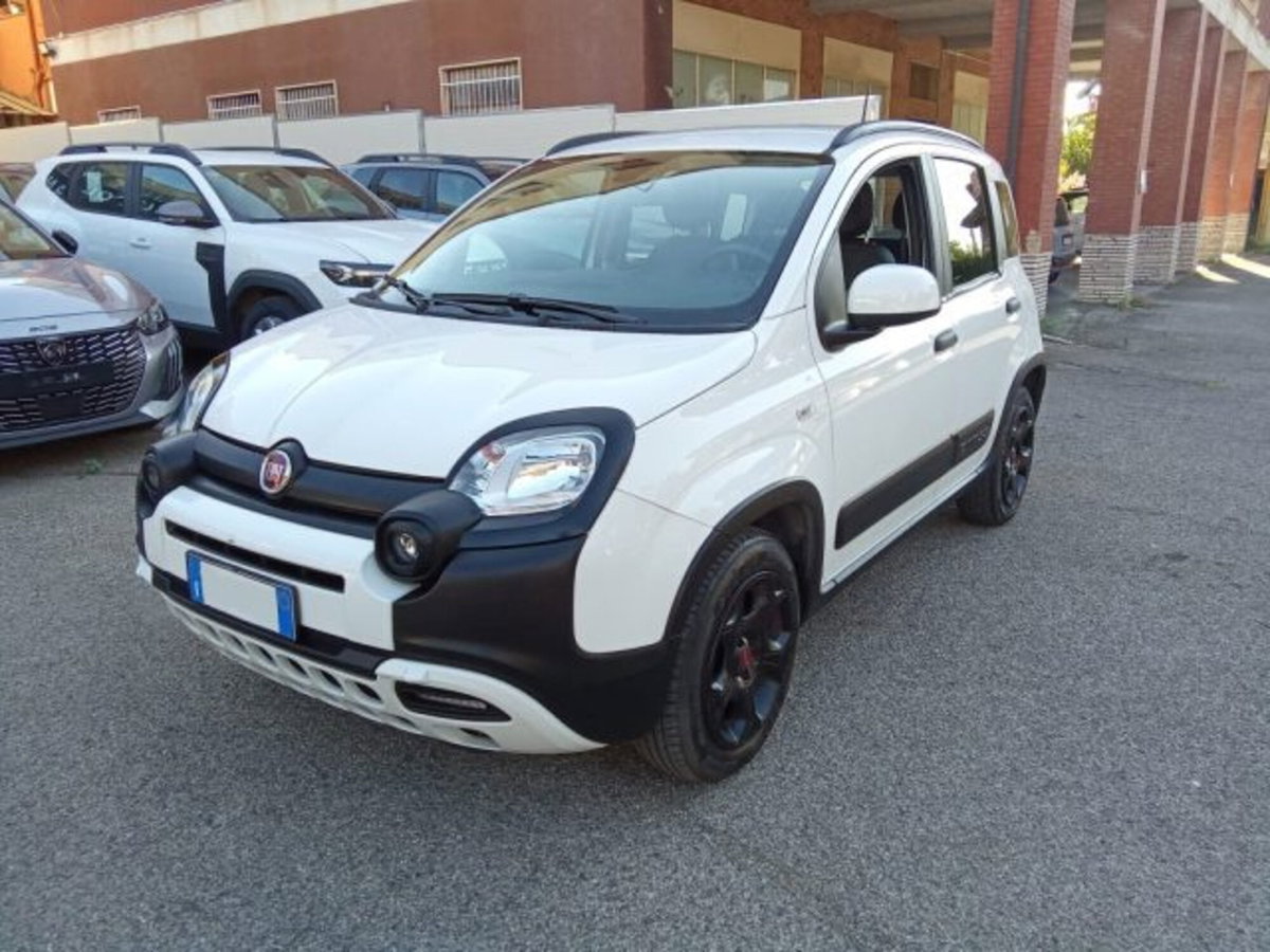 Fiat Panda Cross 1.0 firefly hybrid Cross s&s 70cv 5p.ti (2)