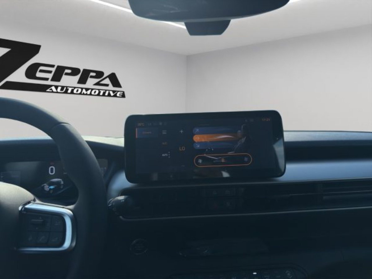 Jeep Avenger 1.2 turbo Altitude fwd 100cv (16)